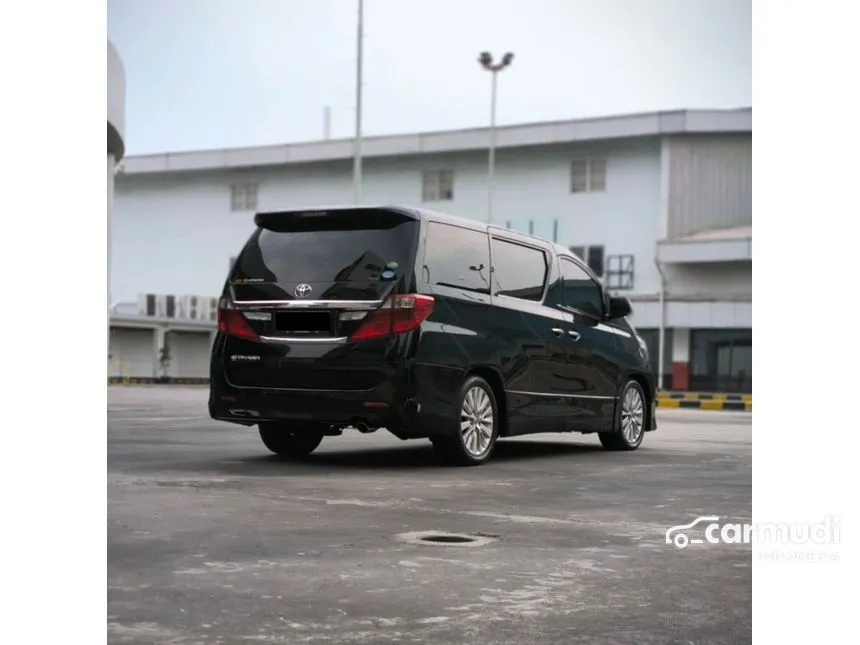 2013 Toyota Alphard S MPV