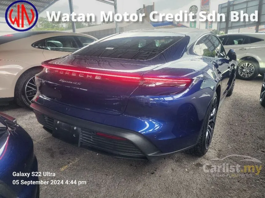 2021 Porsche Taycan Sedan