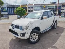 2011 Mitsubishi Triton 2.5 Dual Cab 4X4 Pickup