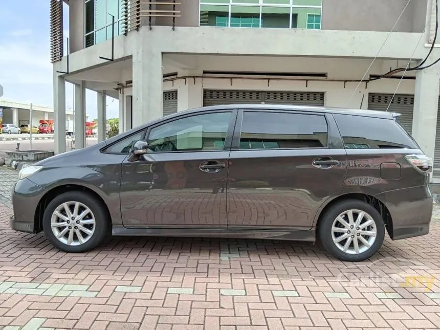 2013 Toyota Wish MPV