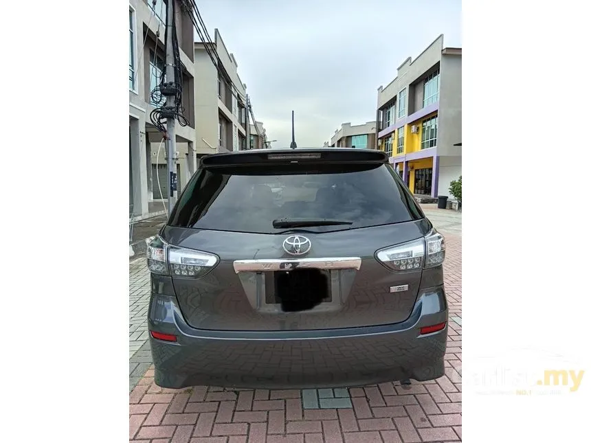 2013 Toyota Wish MPV