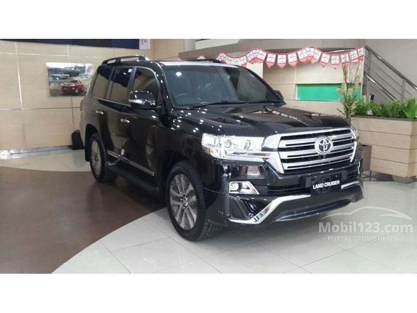 Jual Mobil Toyota Land Cruiser  2019 Full Spec E 4 5 di DKI 