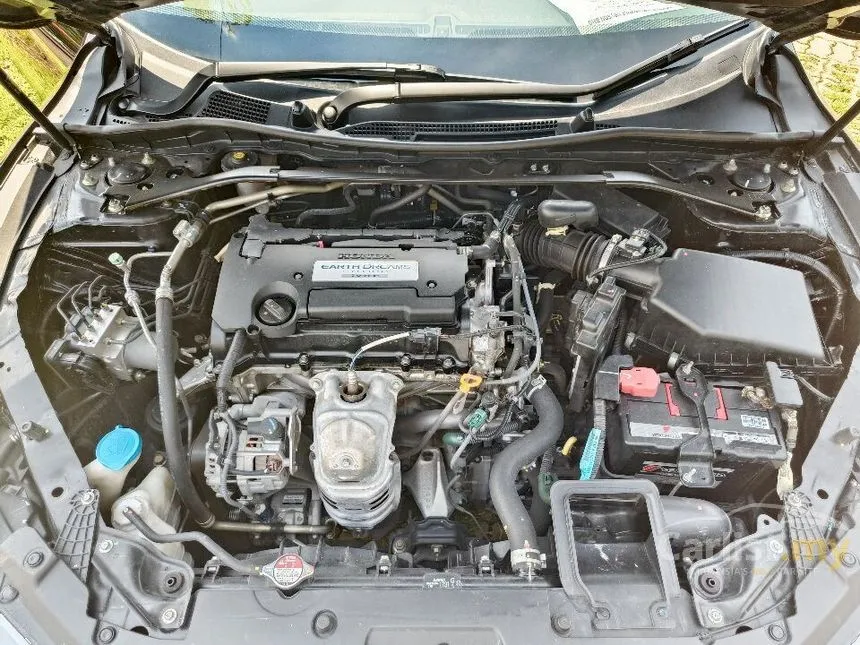 2018 Honda Accord i-VTEC VTi-L Advance Sedan