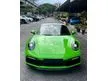 Recon 2019 Porsche 911(992) 3.0 Carrera S Coupe Green Face Speedometer, Bose, Alcantara GT Heated Steering Wheel, Carbon Fibre Interior Pack