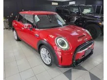 8 YEARS WARRANTY 2021 MINI Cooper 2.0 S 5 Door NEW FACELIFT , 5A , 24K KM ,DIGITAL METER, UNREGISTER