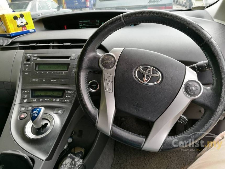 2011 Toyota Prius Hybrid Hatchback