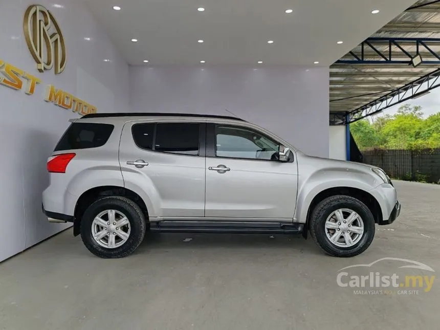 2016 Isuzu MU-X Type S SUV