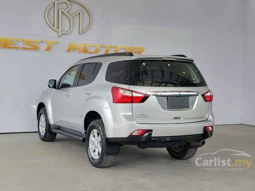 2016 Isuzu MU-X Type S SUV