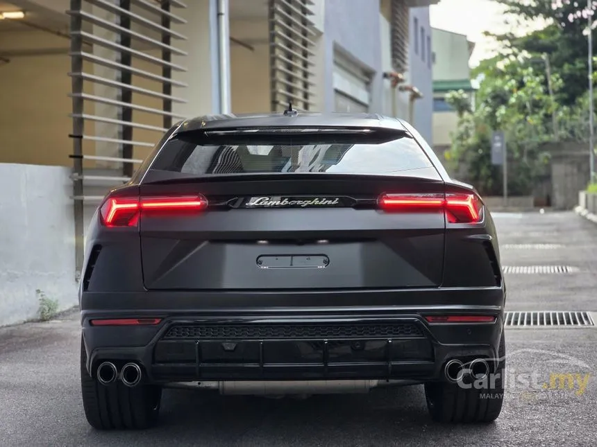 2022 Lamborghini Urus SUV