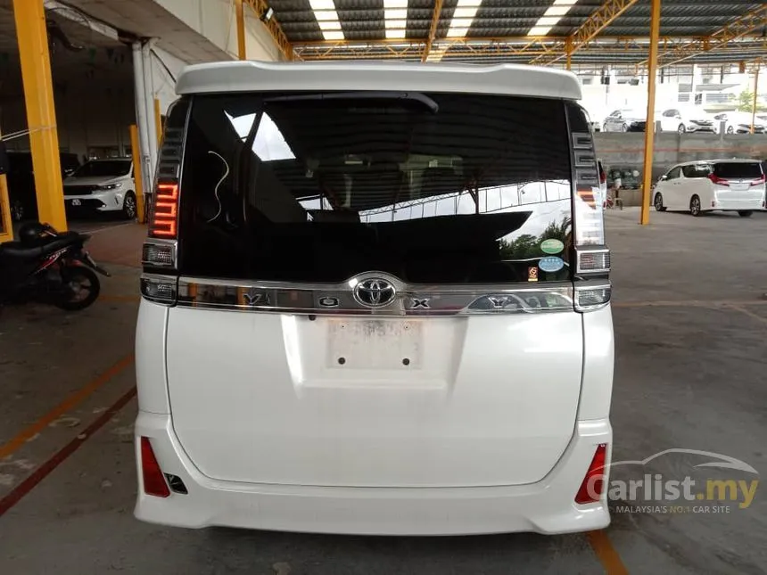 2018 Toyota Voxy ZS Kirameki Edition MPV