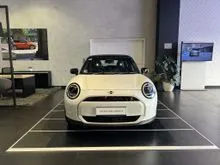 2025 MINI Cooper 0.0 Cooper SE Hatchback