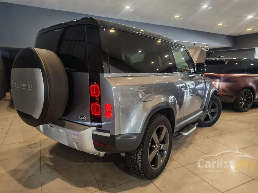 2023 Land Rover Defender 90 P300 SE SUV