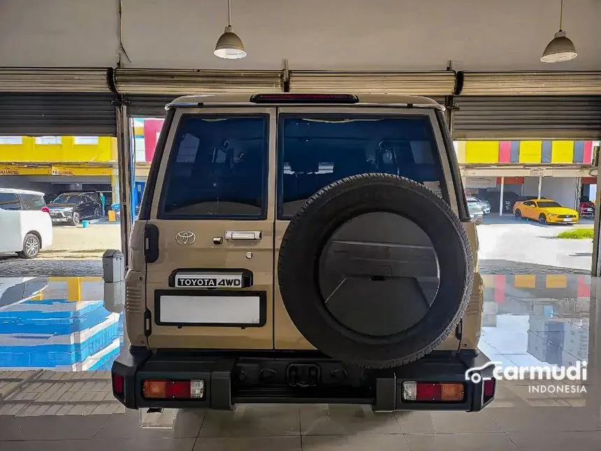 2024 Toyota Land Cruiser 70 GXL SUV