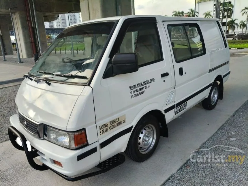 2005 Nissan Vanette Semi-Panel Van