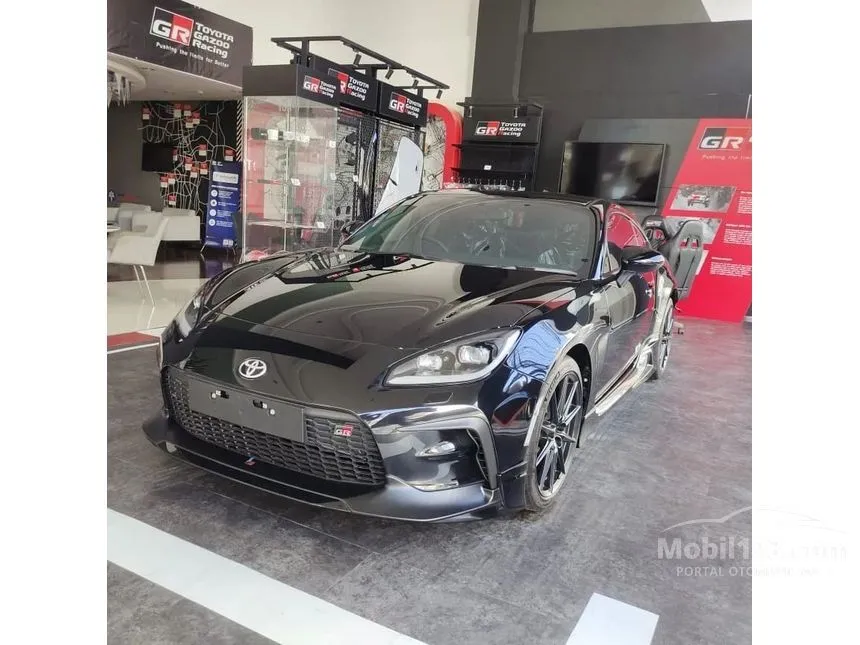 Jual Mobil Toyota GR 86 2025 2.4 di Banten Manual Coupe Hitam Rp 1.029.900.000