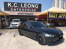 2014 BMW 320i 2.0 Sport Line Sedan under warranty BMW Malaysia until 2019