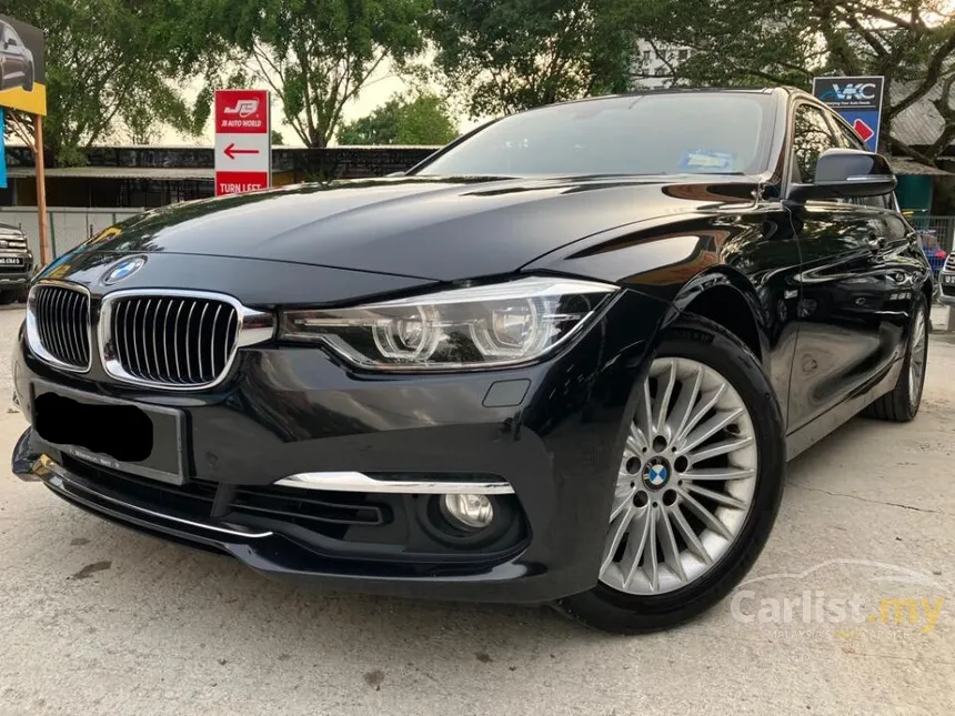 2018 BMW 318i Luxury Sedan