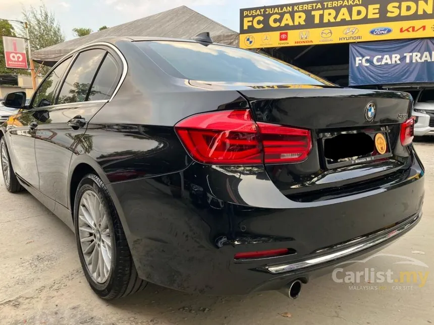 2018 BMW 318i Luxury Sedan