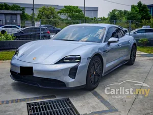 2022 Porsche Taycan GTS Sedan