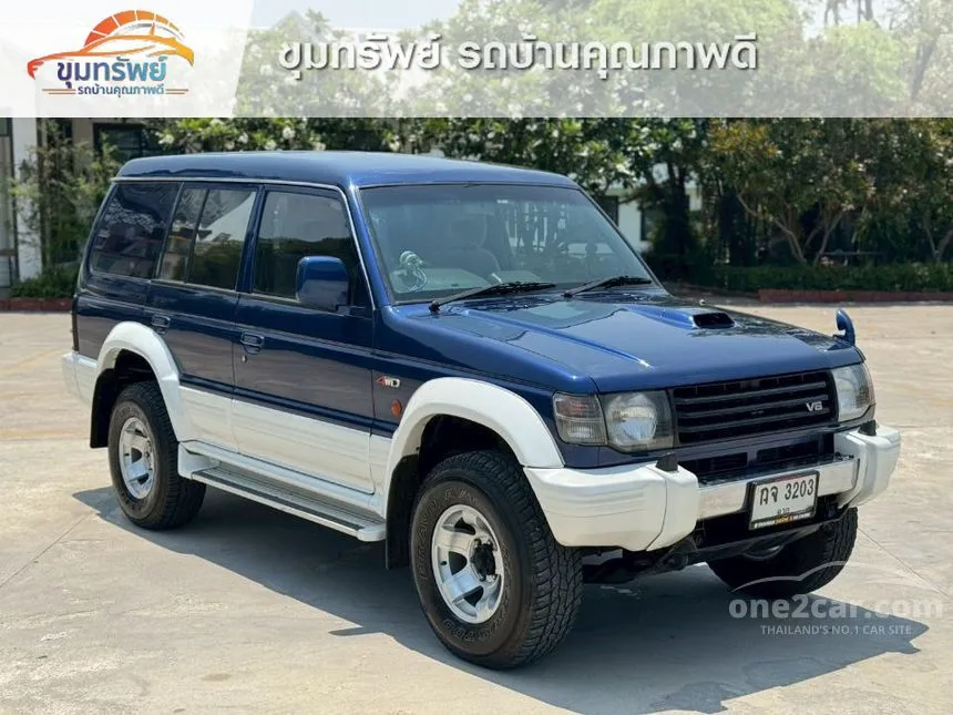 1995 Mitsubishi PAJERO GLS SUV