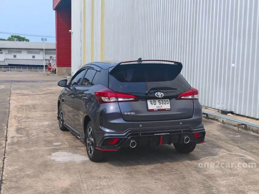 2024 Toyota YARIS Premium Hatchback