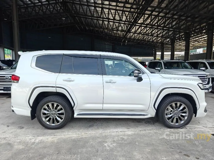 2023 Toyota Land Cruiser J300 ZX Modellista 7 Seater SUV