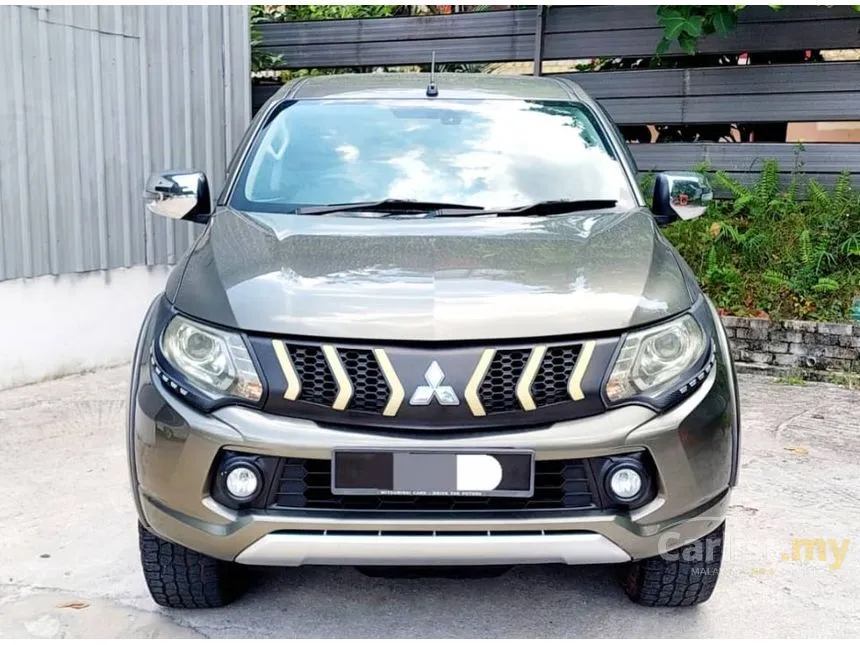 2017 Mitsubishi Triton VGT Adventure Dual Cab 4X4 Pickup
