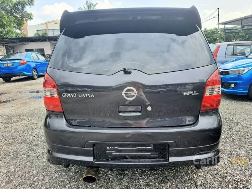 2011 Nissan Grand Livina Luxury MPV
