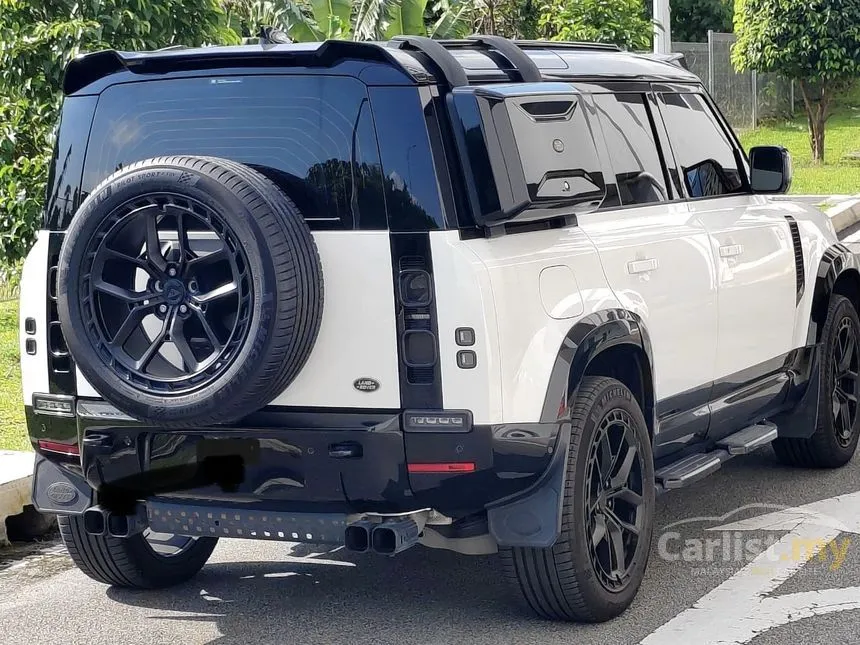 2022 Land Rover Defender 110 P300 SUV