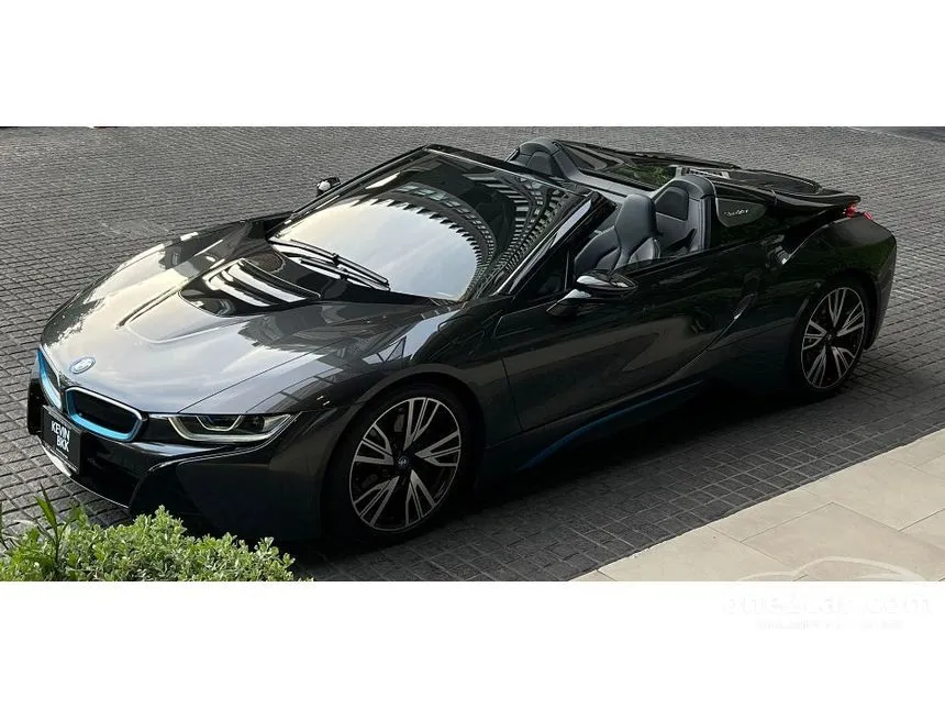 2021 BMW i8 Convertible