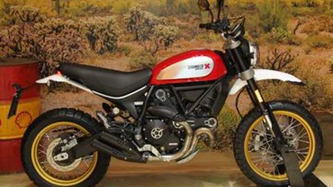 Duet Ducati Scrambler Merahkan Bangkok Motor Show 2017