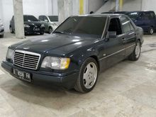 1991 Mercedes-Benz E320 3.2 Automatic Sedan