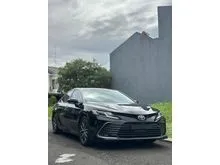 2021 Toyota Camry 2.5 V Sedan Facelift 50th Annuversary (Faktur 2022) Odo 80 Rbuan (TERMURAH)