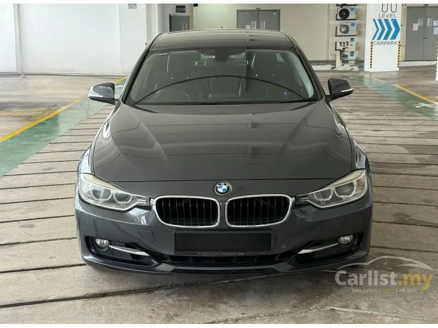 2013 BMW 320i Sport Line Sedan