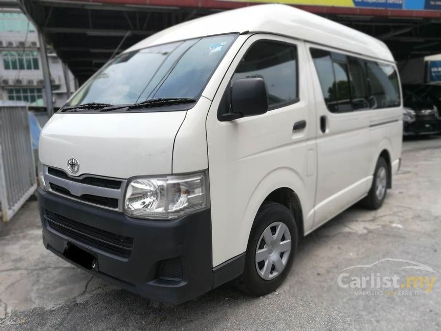 toyota hiace 2013 price