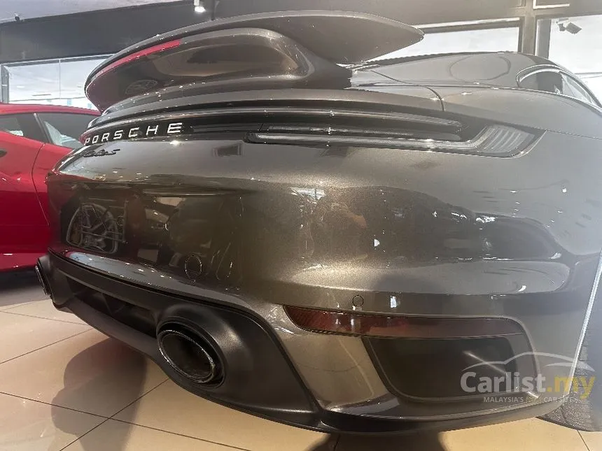 2021 Porsche 911 Turbo S Coupe