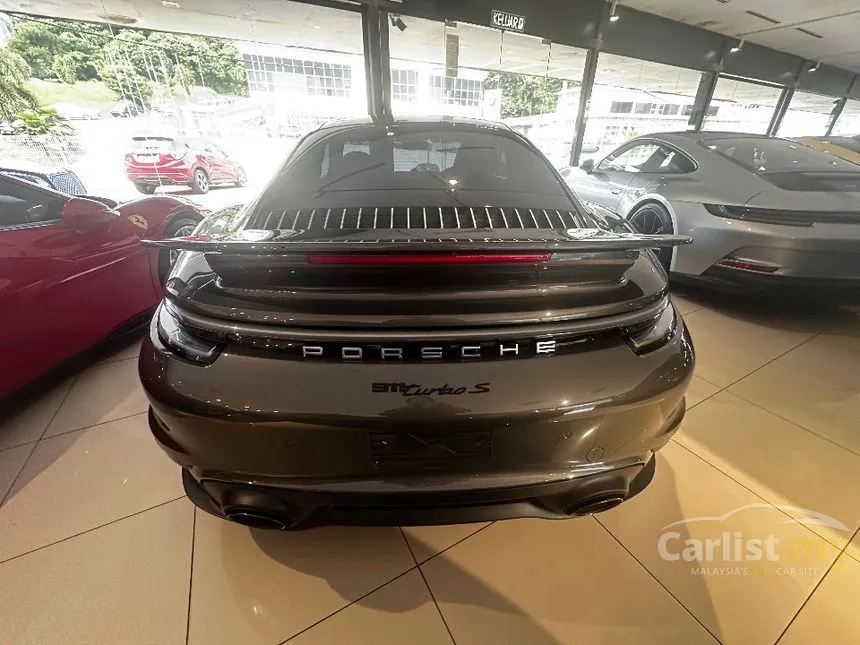 2021 Porsche 911 Turbo S Coupe