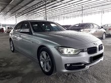 2012 BMW 320i 2.0 Sport Line Sedan (CKD)