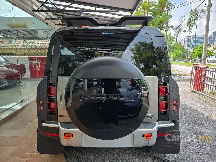 2022 Land Rover Defender 110 P300 HSE SUV