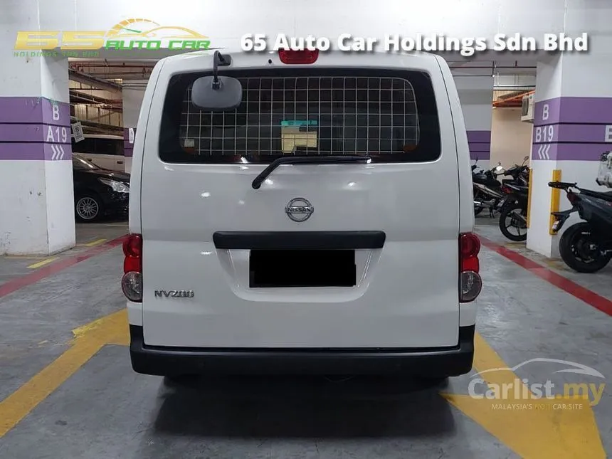 2014 Nissan NV200 Panel Van