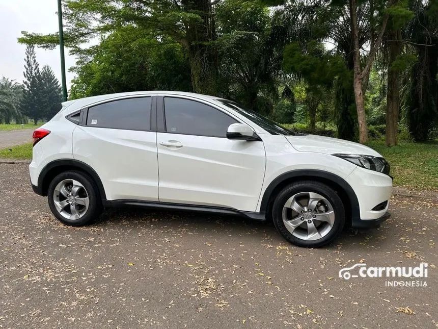 2017 Honda HR-V S SUV