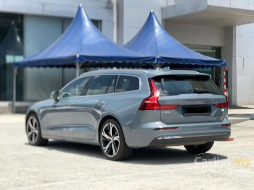 2023 Volvo V60 Recharge T8 Ultimate PHEV Wagon