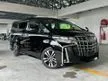 Recon SUNROOF 2019 Toyota Alphard 2.5 SC BLACK 28K MILEAGE UNREG TOP PROMO