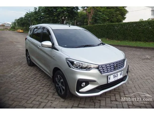 Jual Suzuki Ertiga 2021 Bekas di Surabaya Harga Kredit Murah | Mobil123