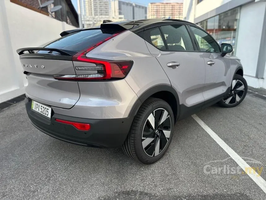 2025 Volvo EC40 SUV