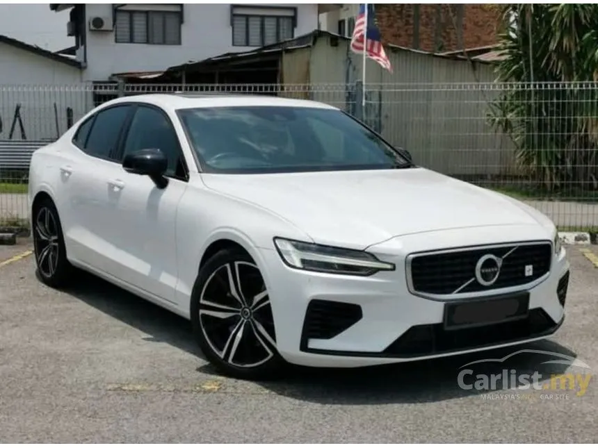 2020 Volvo S60 Recharge T8 R-Design Sedan