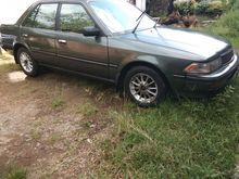 1990 Toyota Corolla 1.6 Sedan