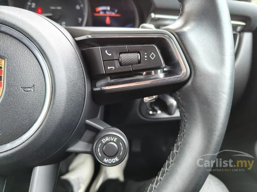 2022 Porsche Macan SUV