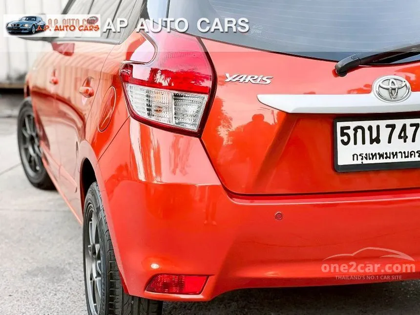 2016 Toyota YARIS E Hatchback