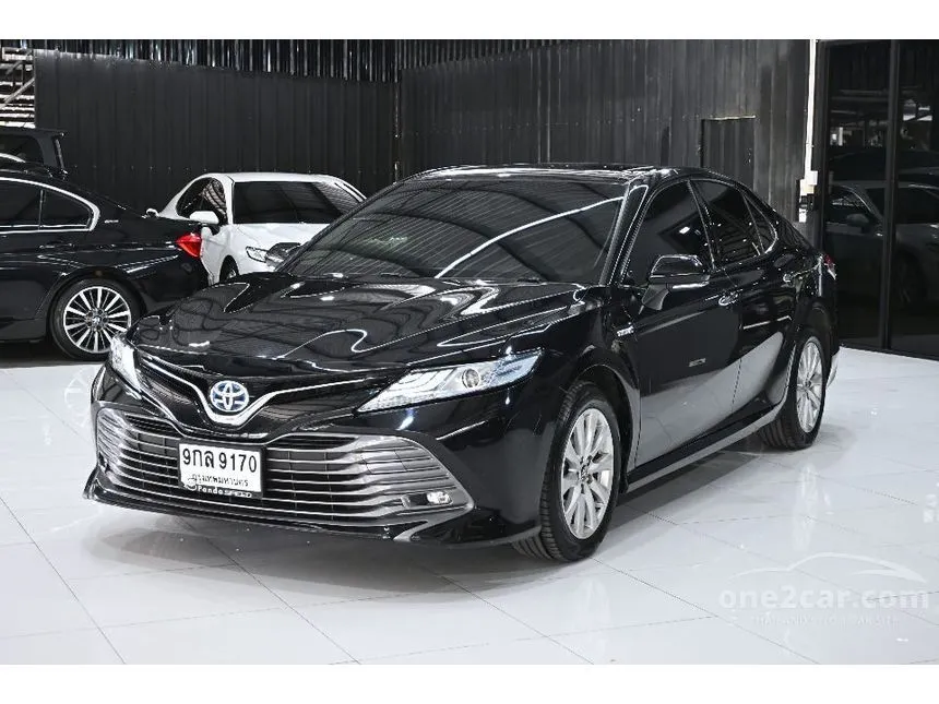 2020 Toyota CAMRY Hybrid Sedan